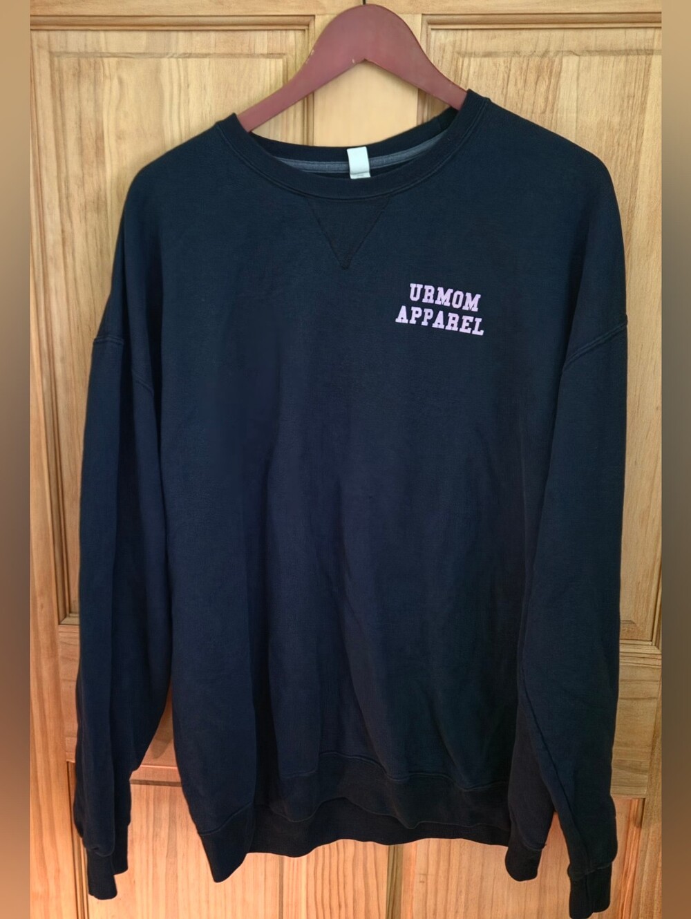 URMOM APPAREL Black Crewneck Sweatshirt Pullover, Your Dad Is My Valentine 2XL